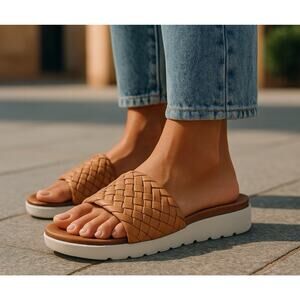 Dirty Laundry Women's Enjoy It Slide Sandal Natural 8.5